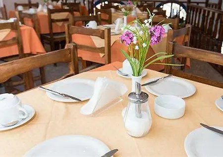 Hotell Pearl Hersonissos (Crete)
