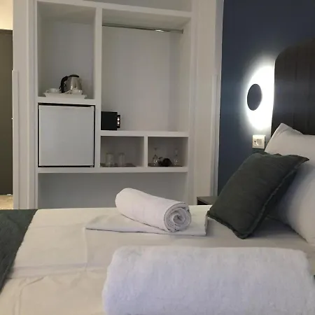 Pearl Hotel 3*