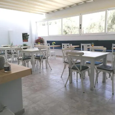 Hotel Pearl Hersonissos (Crete)