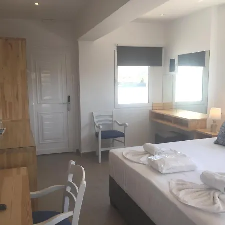 Pearl Hotel 3*